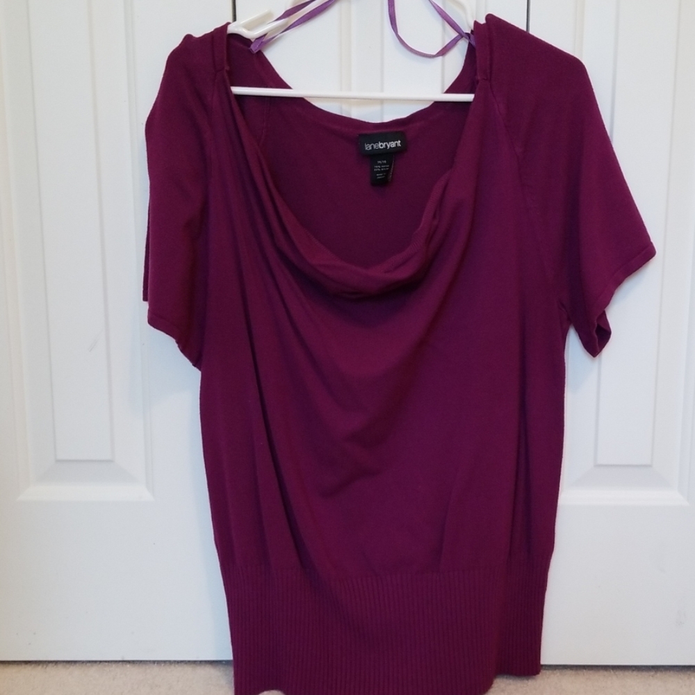 Short sleeved sweater